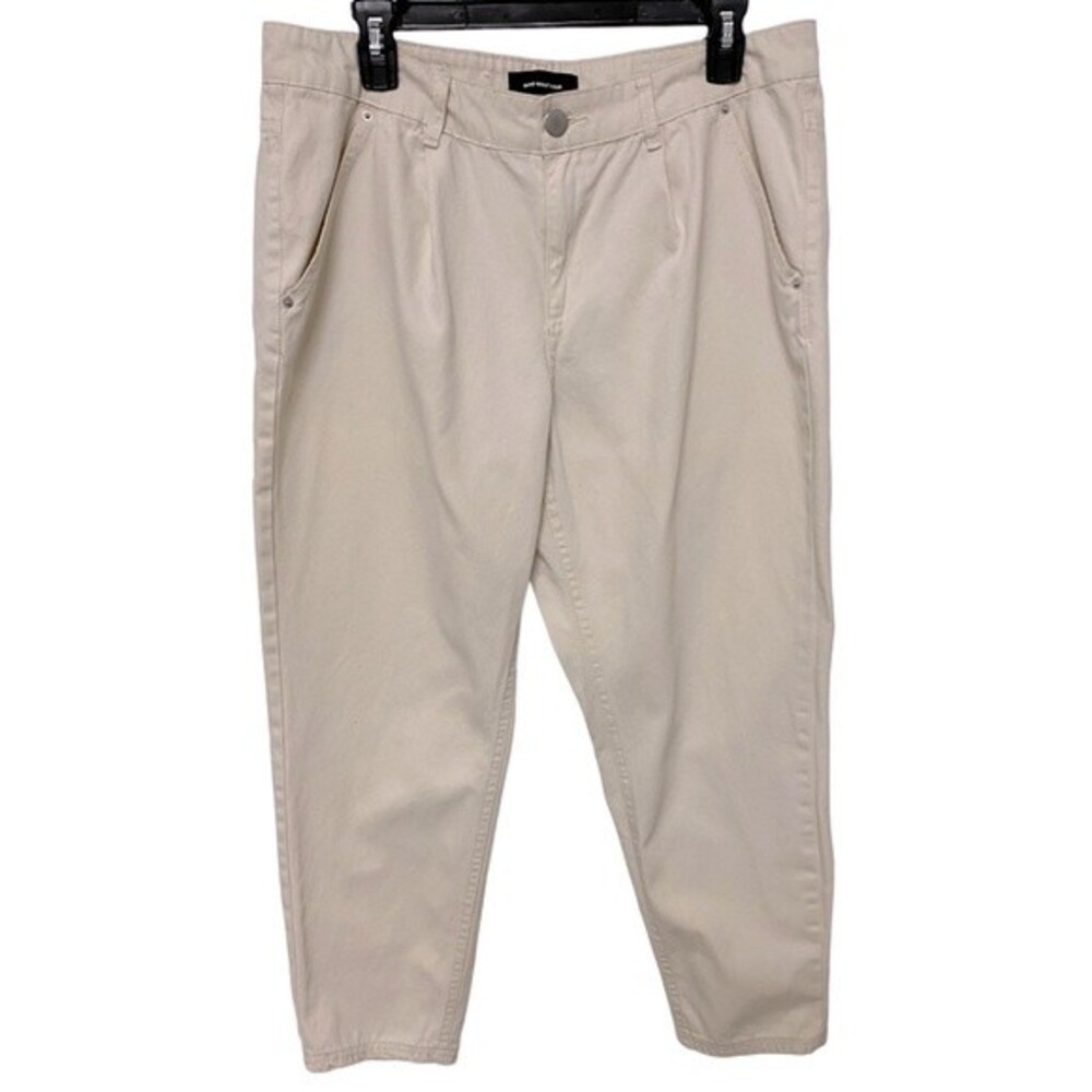 Who What Wear Women's Mid Rise Pleat Front Straight Cropped Trousers
